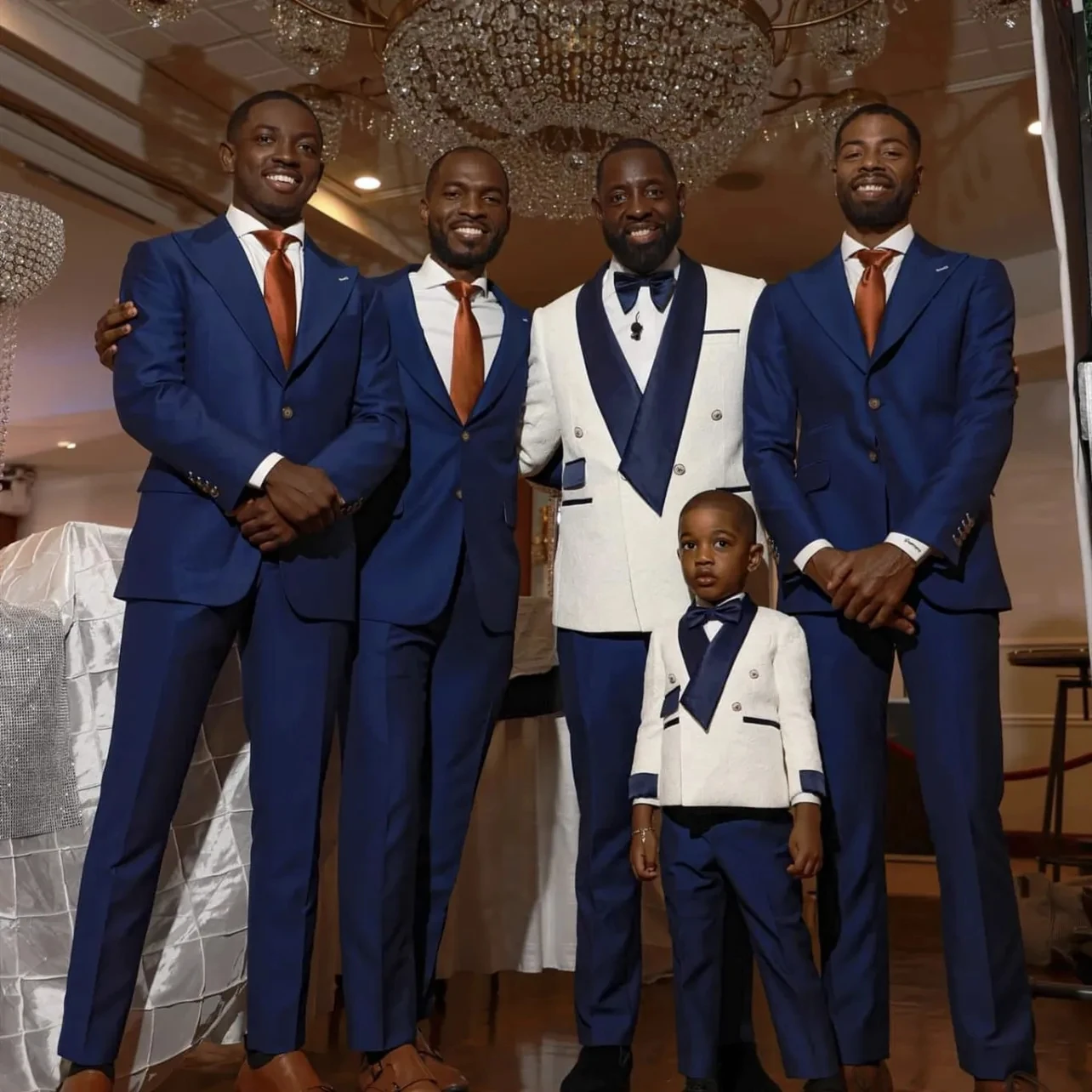 White Floral Jacquard Wedding Men Suits Child Same Suits Groom Blazer Blue Satin Lapel And Pants Jacket Vest Pants Classic 2 Pcs
