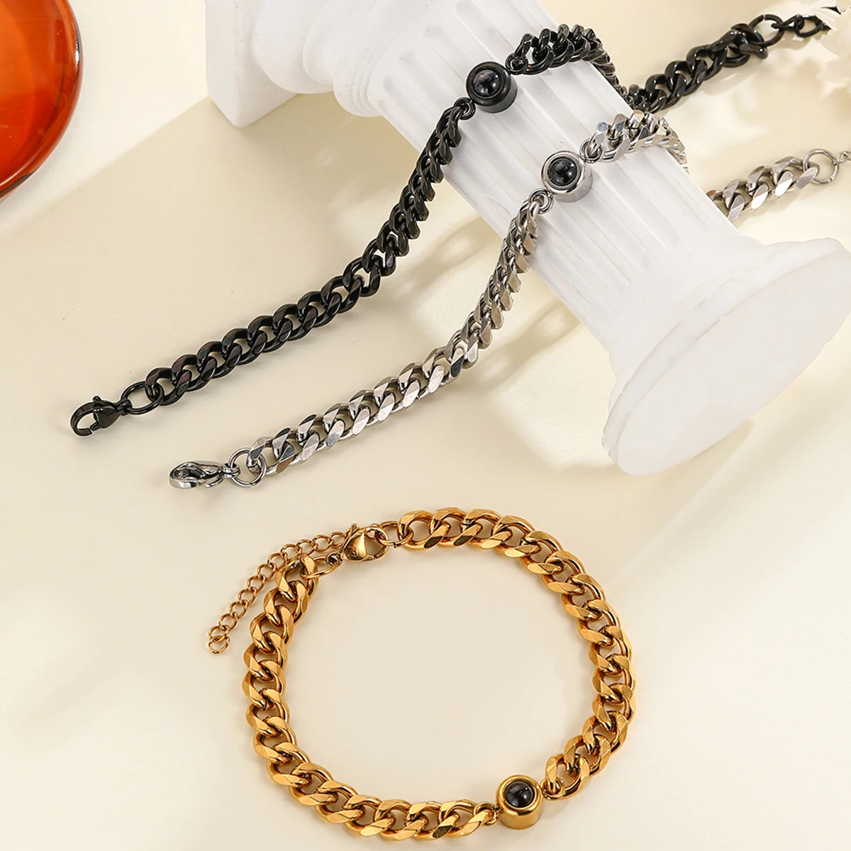 Рисунок 3 - Проекционный браслет на заказ для мужчин