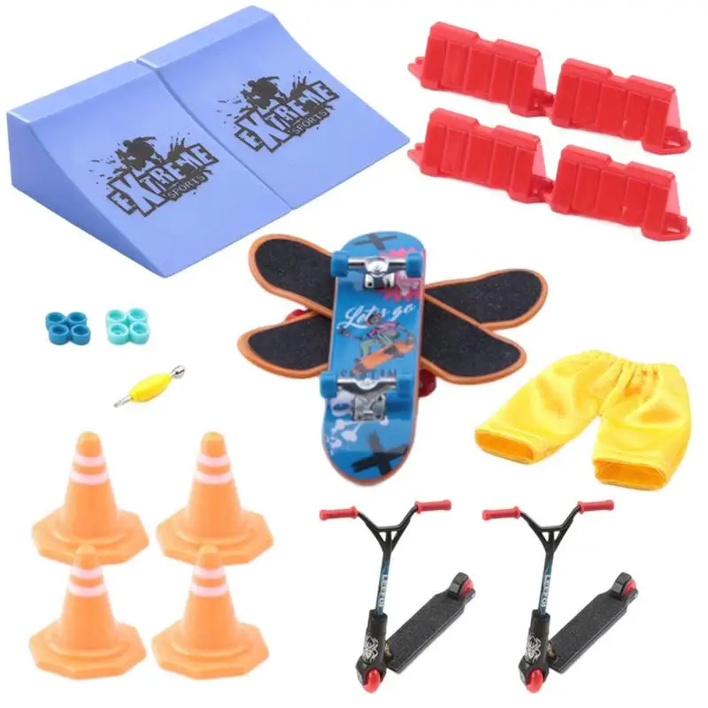 

Mini Skate Boards Finger 3pcs Finger Skateboards For Kids Mini Fingerboard Starter Kit With 2pcs Scooter Finger Sports Party