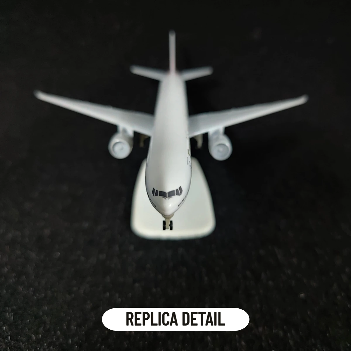 スケール 1:250 航空機モデル金属ダイキャストフライエミレーツ B777