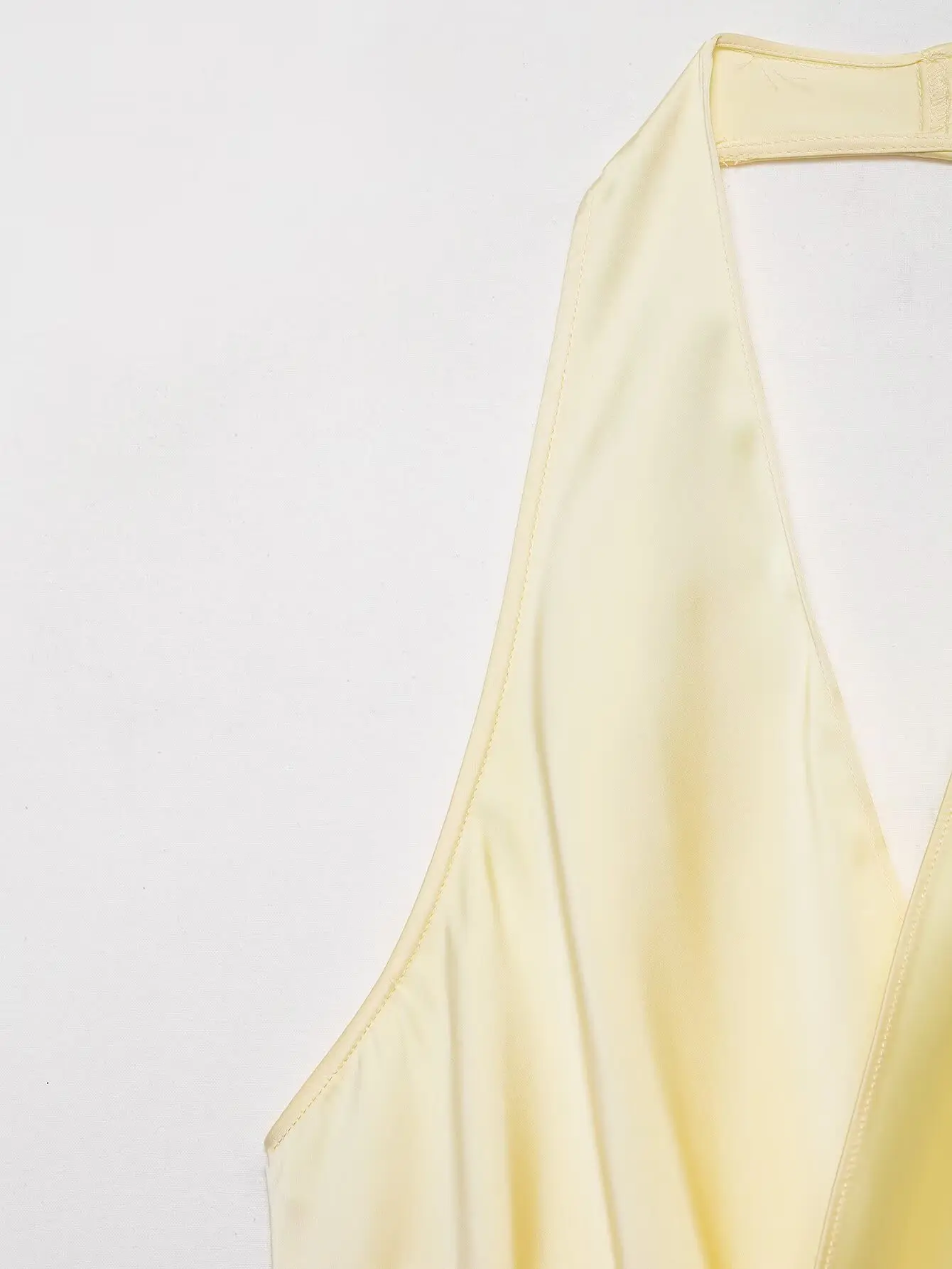HH Damen Sommer Neue Mode Einfarbiges Seiden-Satin Texturiertes Neckholder-Top Weibliches Elegantes Sexy Rückenfreies Party-Top mit Asymmetrischem Saum – Detail 7