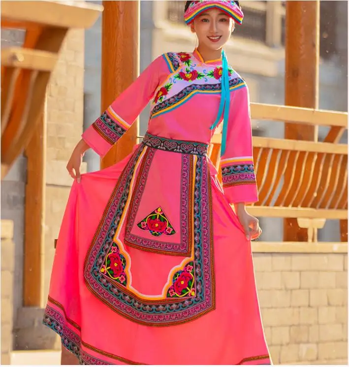 

Chinese Sichuan Minority Costume New Yi Dance Featured Performance Costume Folk
