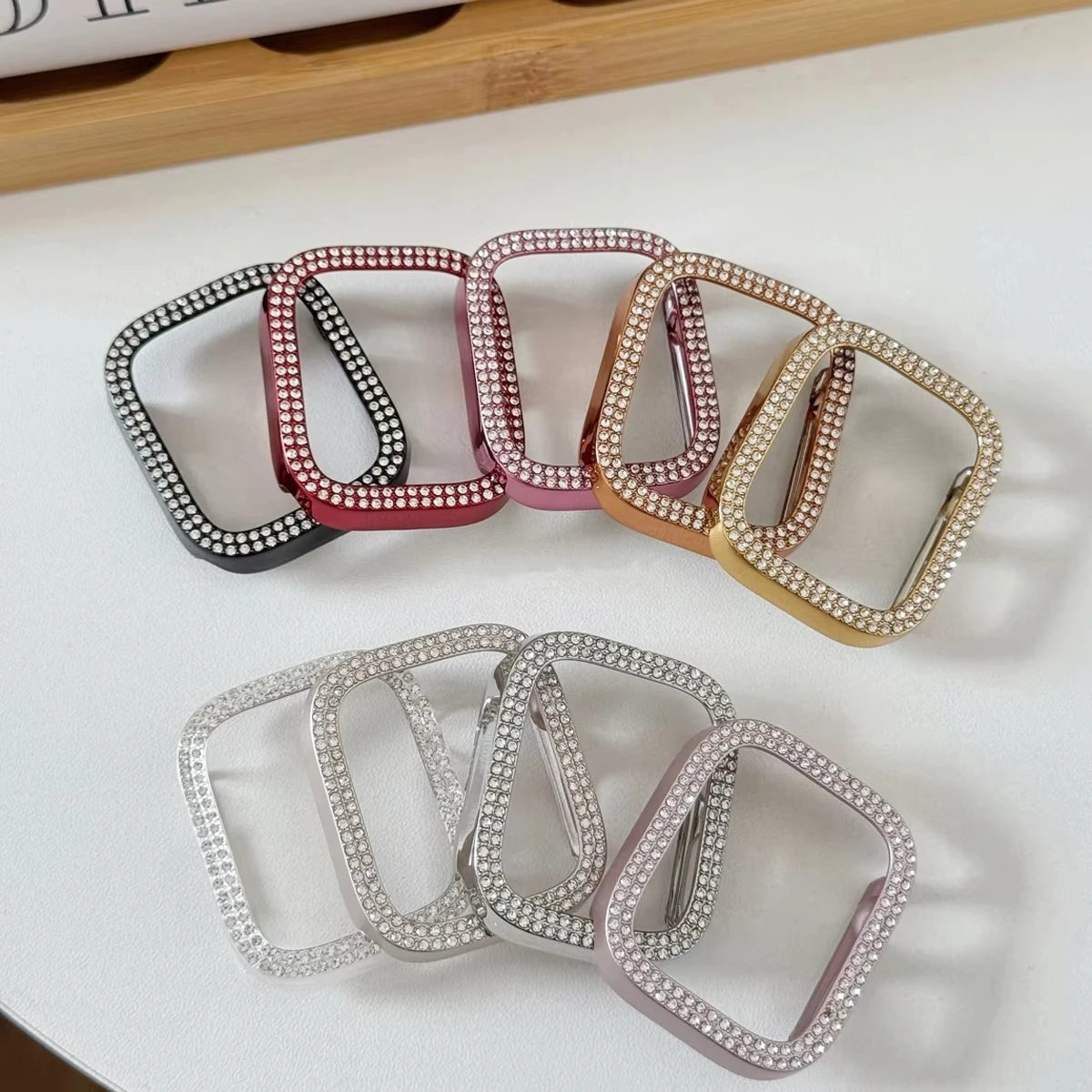 Elegant Rhinestone Diamond Protective Case for Women’s Apple Watch