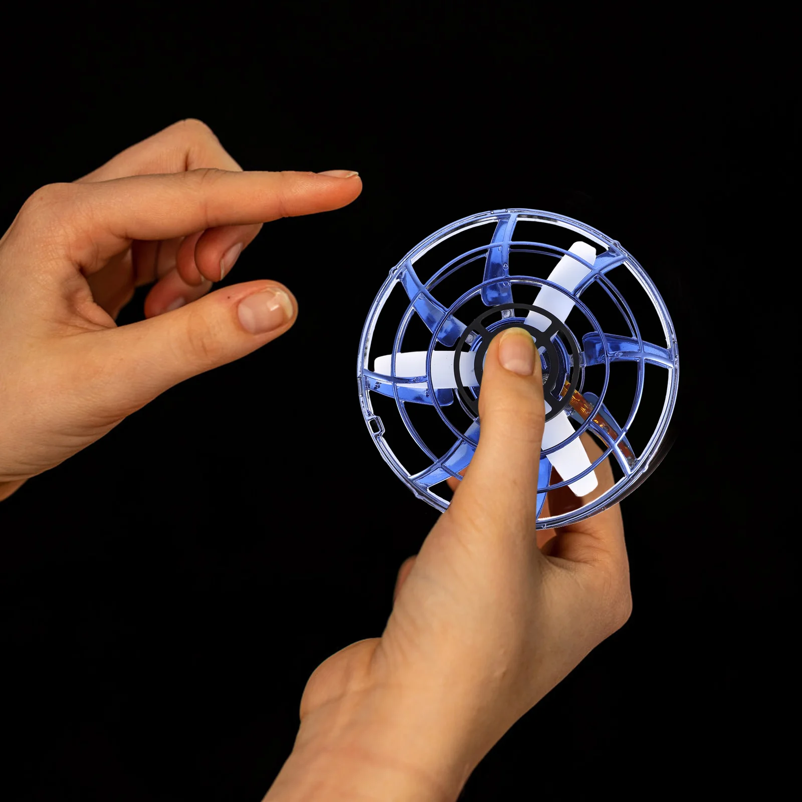 Spinning Top Toy Battle Top Toy Battle Tops Gyro Toupie Spinning Top Gyrocraft Child Tots Toys Fingertip Flight Kids Drone Flying Model