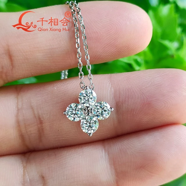 모이사나이트의 빛나는 매력으로 행운과 사랑을 기원하는 S925 실버 펜던트 목걸이