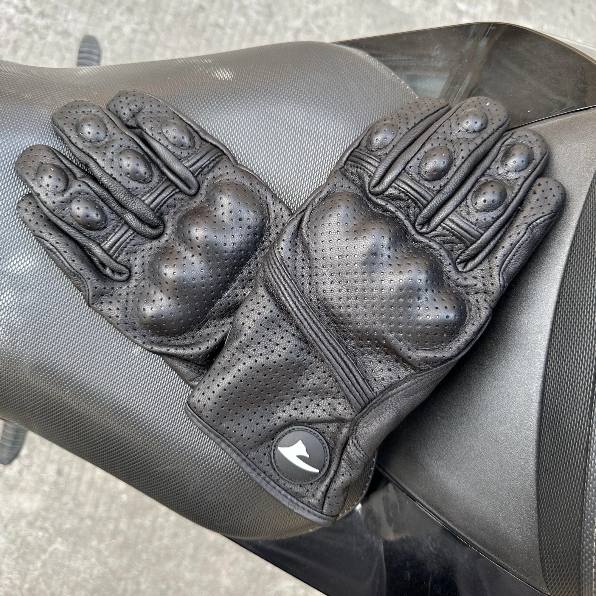 ������� ���̽� �尩, �ε巯�� õ�� ����, ��⼺ �߿� ������ ������ ��ȣ ���, ����� �Ұ���