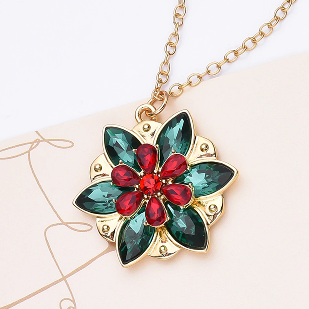 

Catuni Classical Anastasia Elsa Necklace Snowflake Inlaid Zircon Crystal Pendant Exquisite Jewelry for Women Girls Cosplay Party