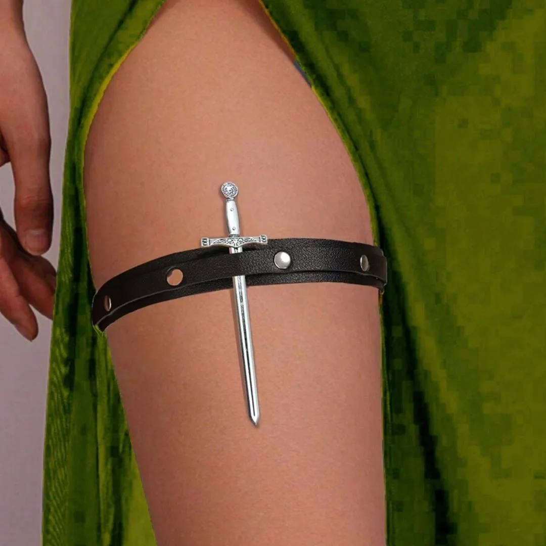2 Stück mittelalterliche Bein-Requisiten, PU-Leder, Punk-Nieten-Leggings, Geschirr mit Metallschwert, Halloween-Requisiten, Gürtel – Detail 2