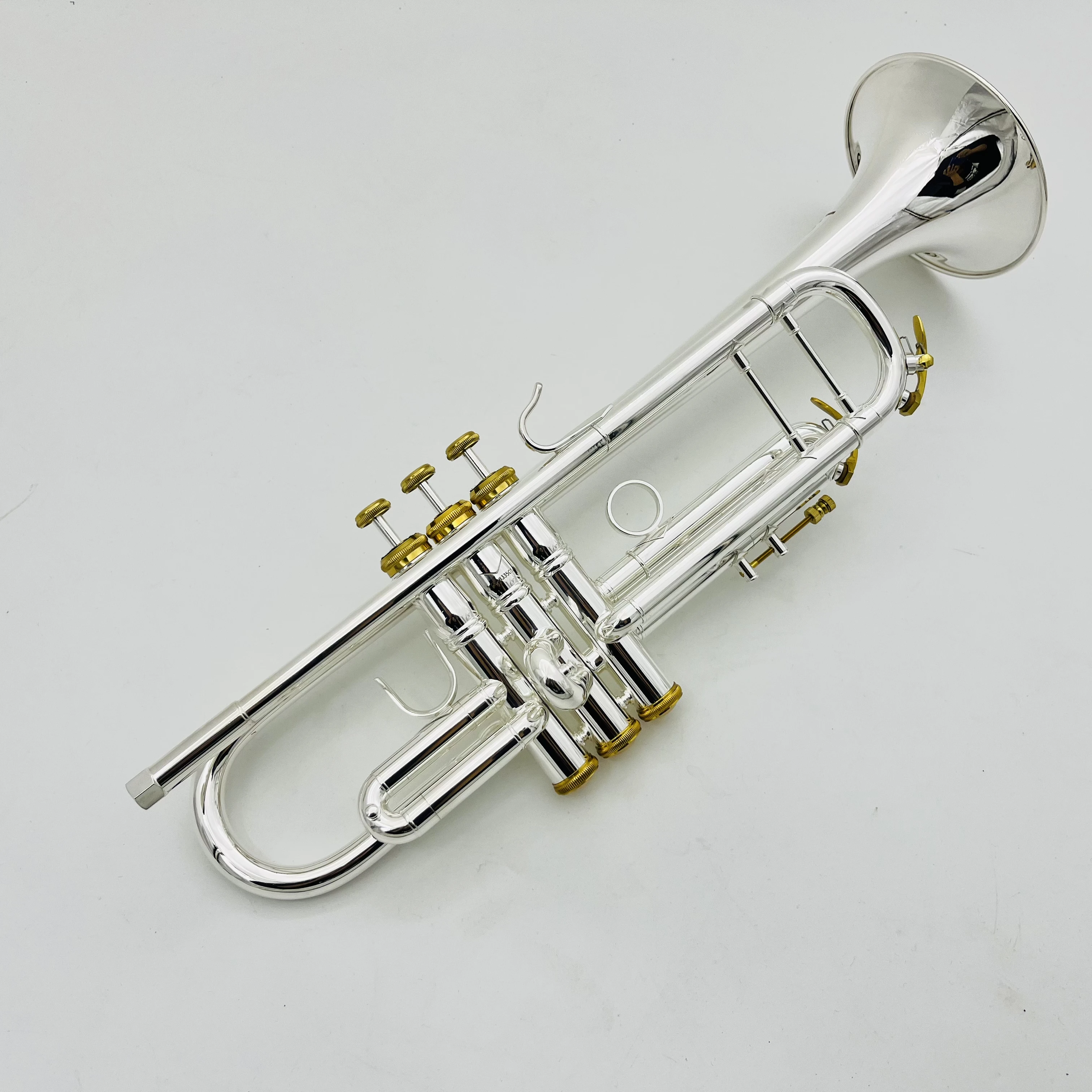 New Arrival YTR 8335GS Trumpet Bb Tune Brass Keys Sliver Plated