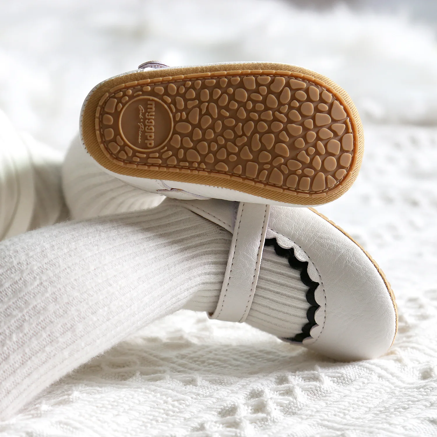 Meckior Baby Boys Girls Shoes Infant Leather Rubber Sole Anti-slip Toddler First Walkers Crib Shoes Newborn Girl Princess 6