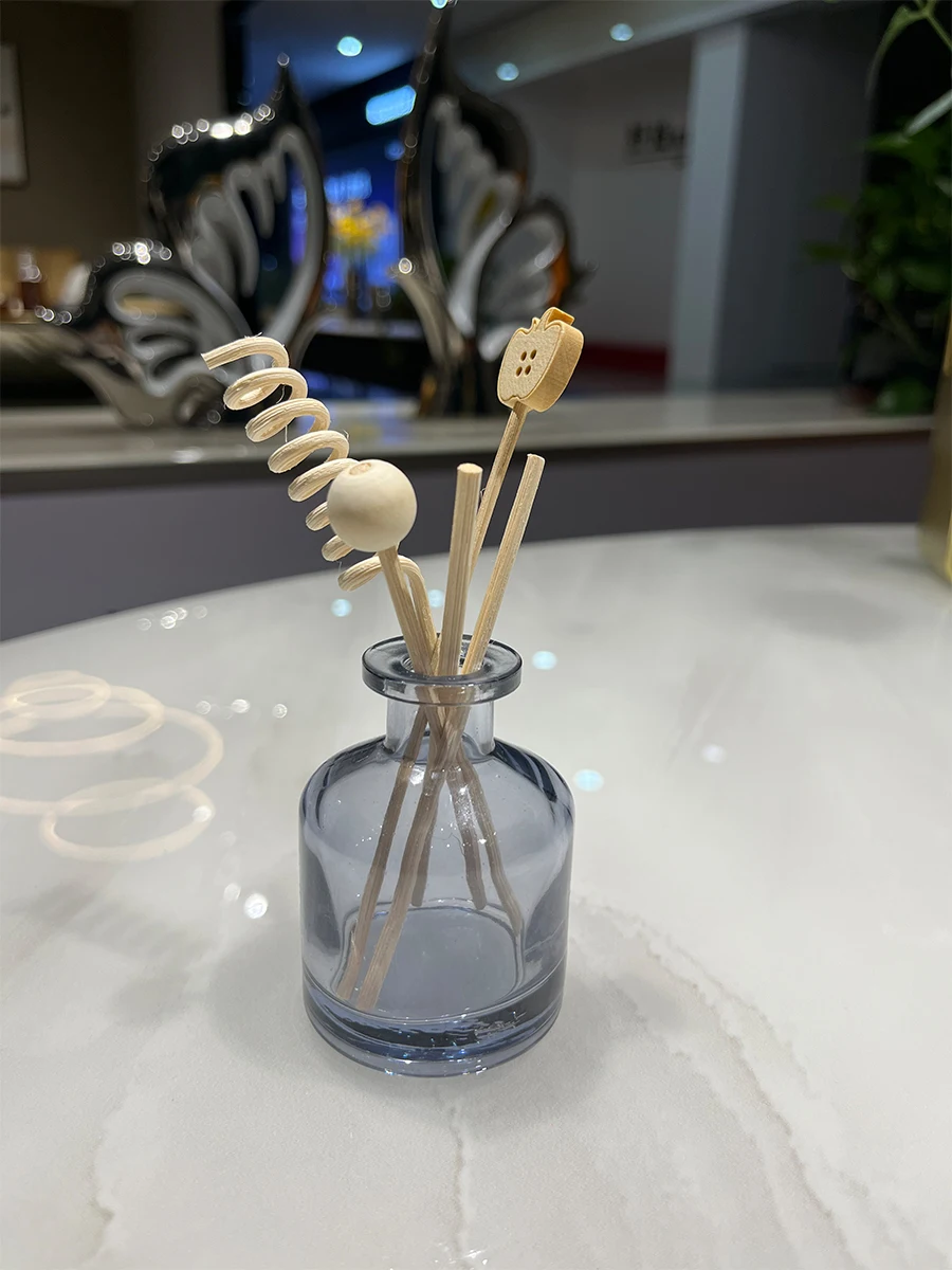 1PC 50ml Blue Home Fragrance Diffuser Bottle with Rattan Sticks and Dried Flowers Reed Diffuser Essential Oil Refill Bottle