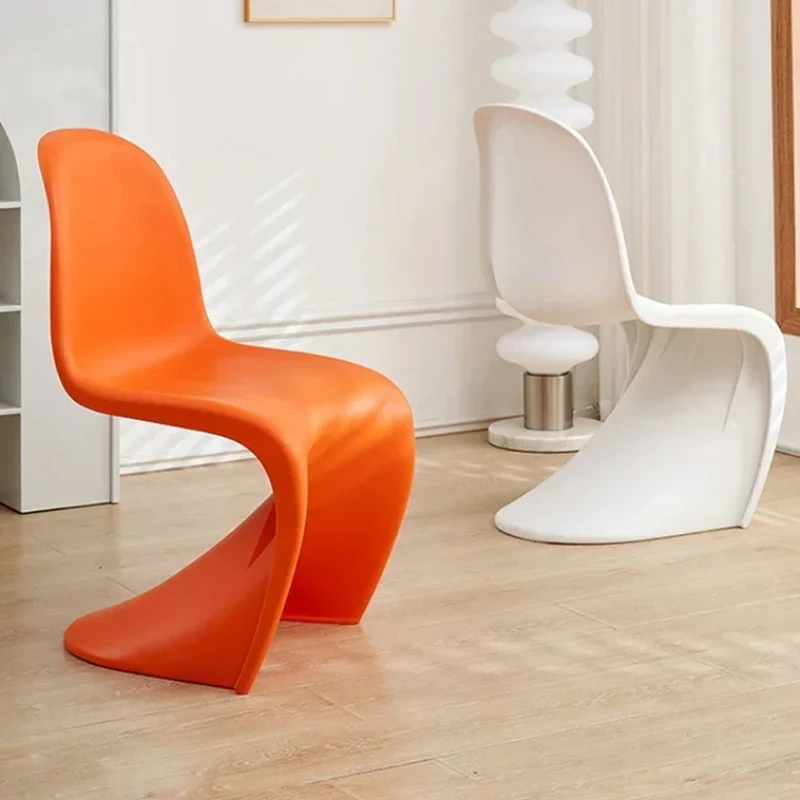 

Designer Mobile Dining Chair Plastic Accent Wedding Party Vanity Chair Outdoor Balcony Moveis Para Casa Home Furniture DC-311