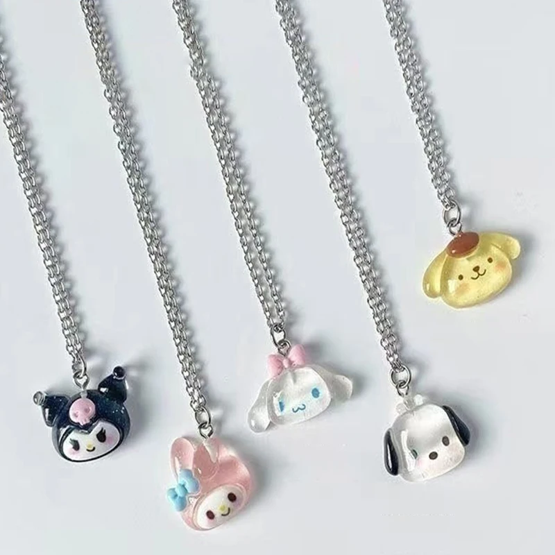 Nuovo Kawaii Sanrio Kuromi Mymelody Cinnamoroll Pochacco Pompon Collana Pendente Cartoon Fashion Lovable Gift Toys For Girls