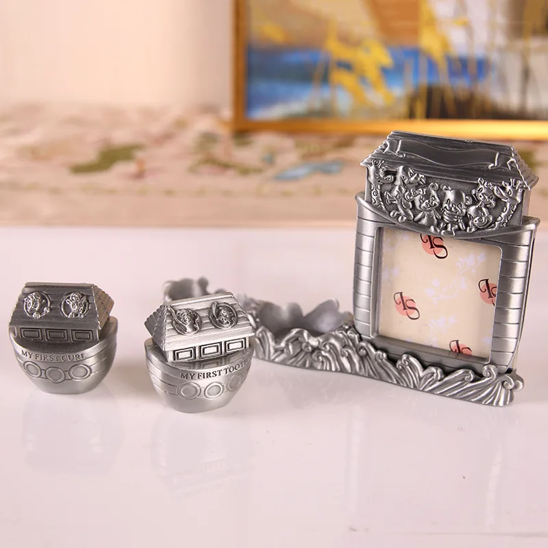 Fetal Hair Box Metal Keepsake Tooth and Curl Box European Style Baby Collection Box for Kids Children Gifts