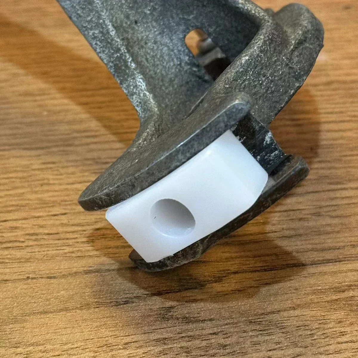 Shifter Guide Bushing 1J0711550 For Seat Arosa Toledo 1M Gear Change Shifting Linkage Pivot Relay Lever Slider Shoe 1997-2004