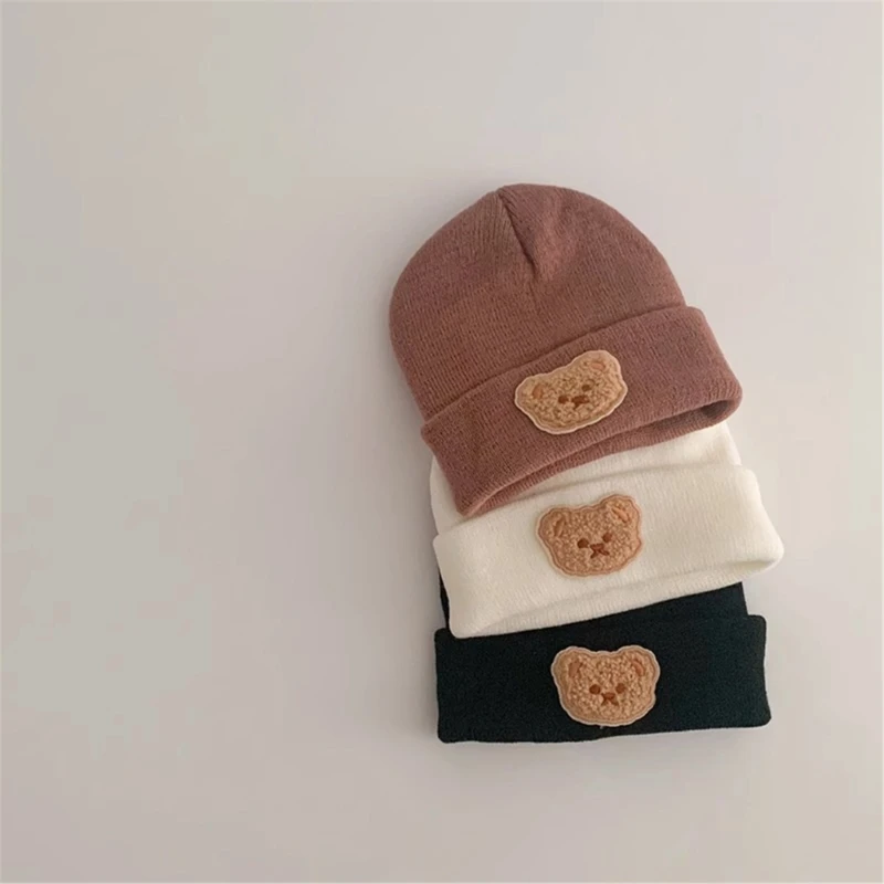 Lovely Bear Designing Toddler Bonnet Soft Knitted Hat Windproof Warm Headwear