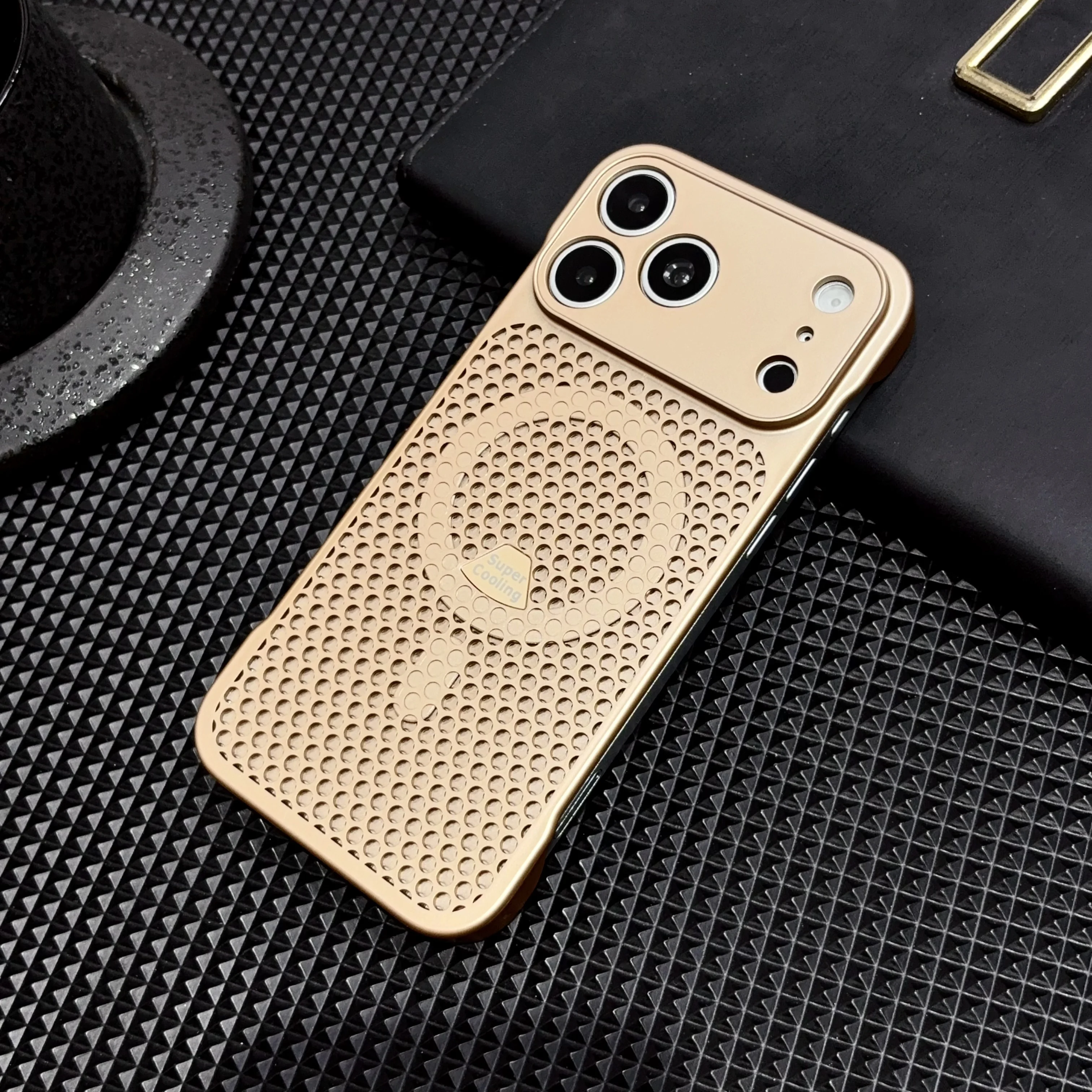 Luxury Magnetic Honeycomb Breathable Case - Matte Slim Frameless Cooling Cover