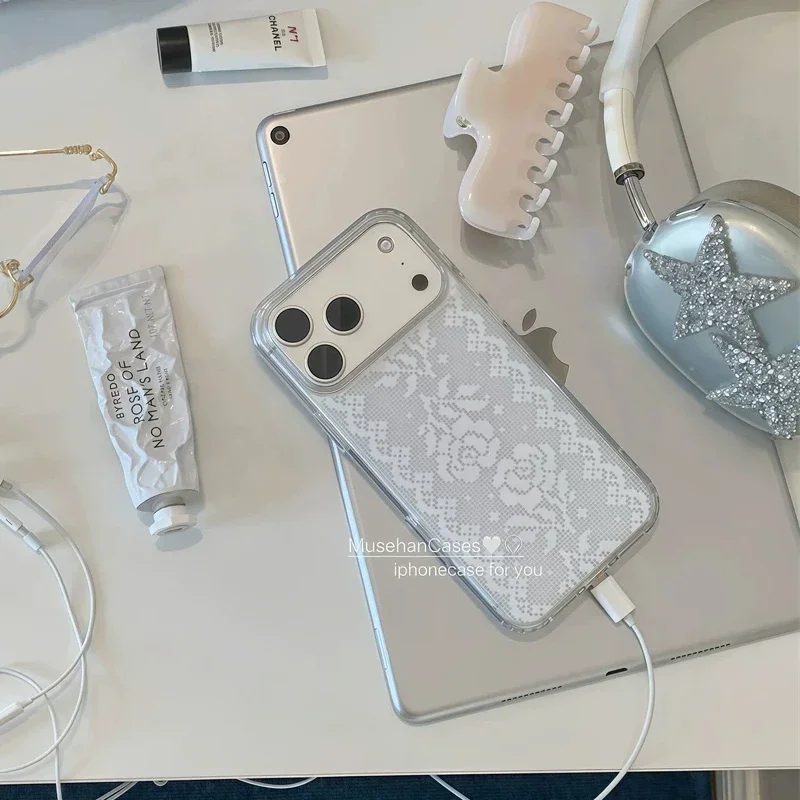Timeless Retro Lace Rose Elegant Phone Case - Exquisite Y2K Design Cover