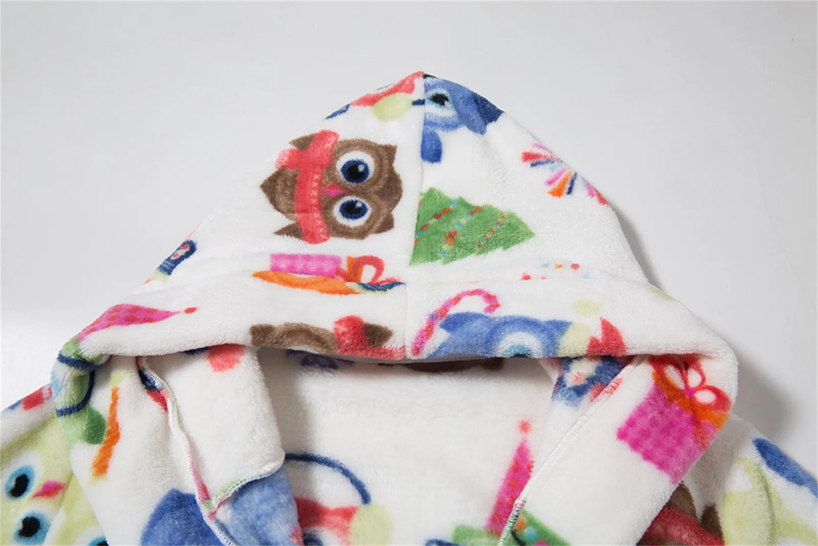 Kids Flannel Bathrobe Baby Girls Boy Cartoon Hooded Pajamas Children Soft Bath Robe Nightgown Teenager Toddler Clothing 2-12Year