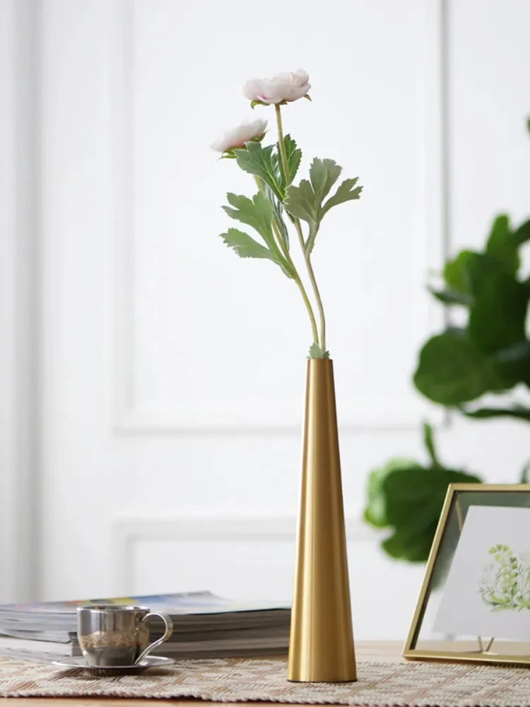 

Скандинавская алюминиевая Золотая ваза, Настольная Ваза, орнаменты, роскошное украшение для дома, Современное украшение, ваза, украшение для комнаты
