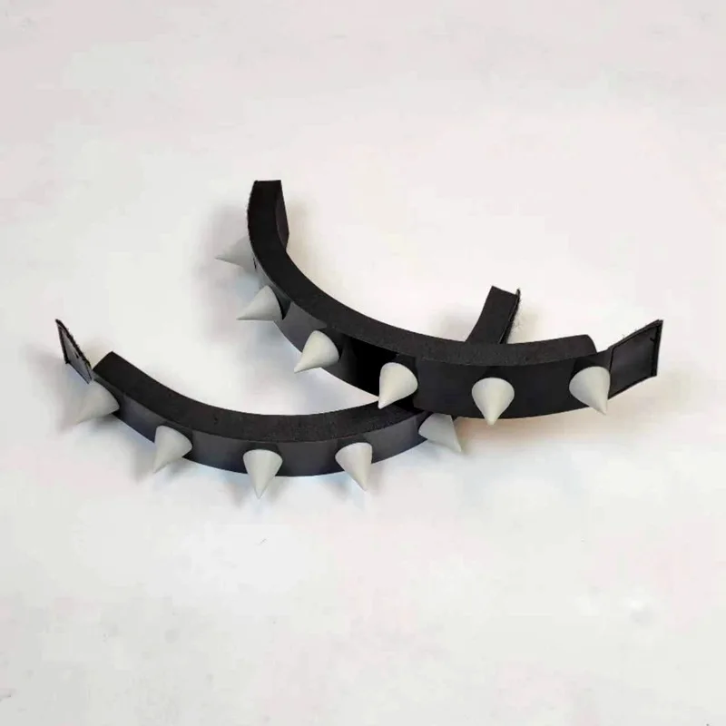 Street Fighter-Inspired Chun Li Wristband Cosplay Prop for Halloween Party (1 Pair)
