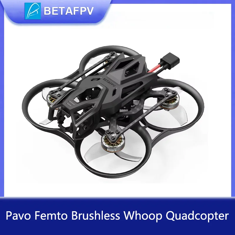Drone FPV de course cinewhoop PNP/O4, léger et compact, posé sur fond noir avec hélices visibles.