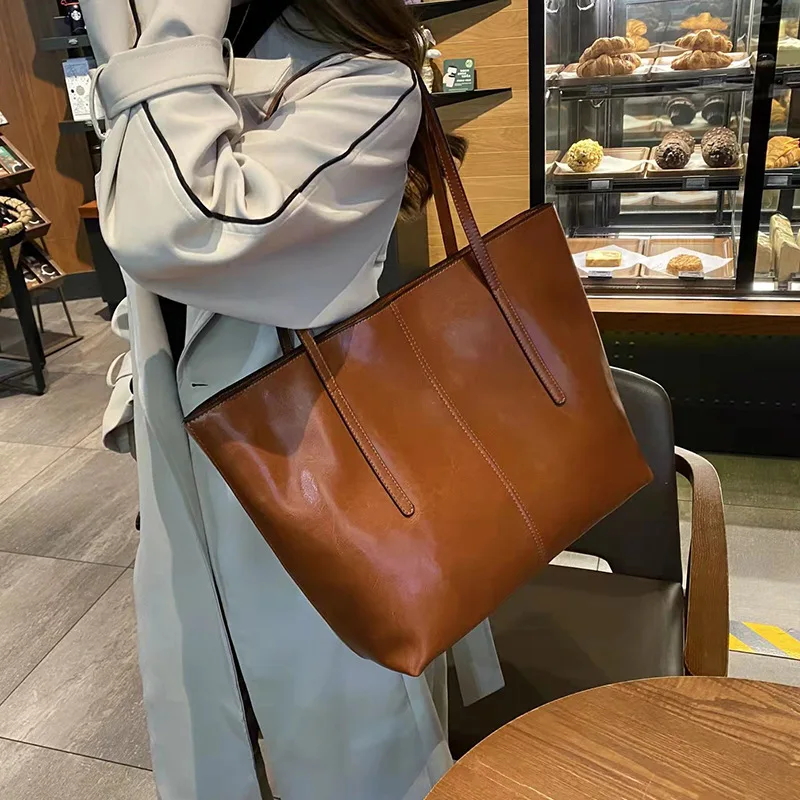 

Cowhide large new fashion leather versatile handbag capacity single shoulder women's Tote Bag