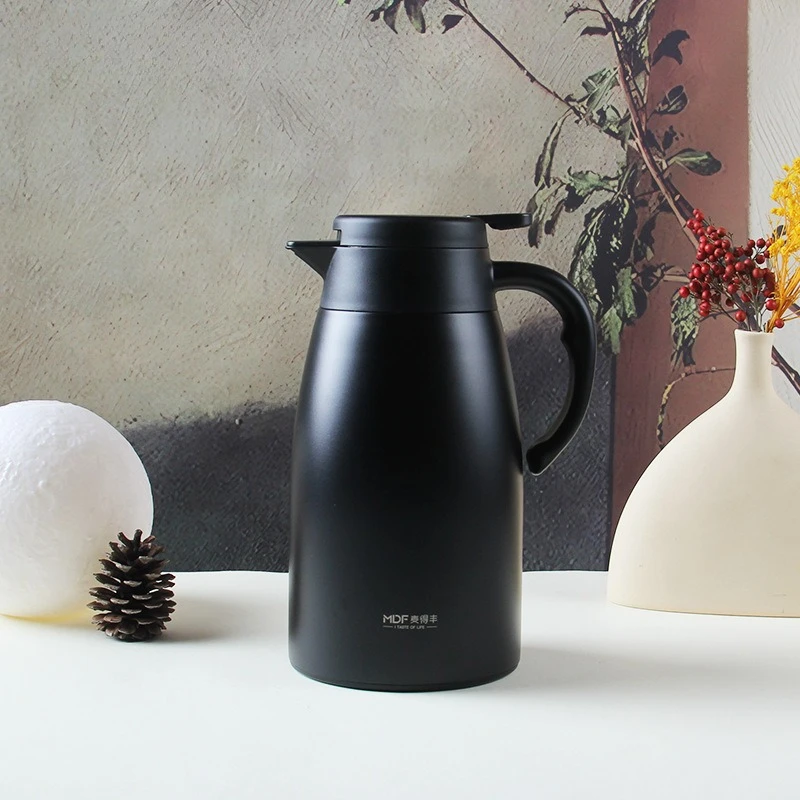 European-Style Vacuum Insulated Coffee and Water Carafe