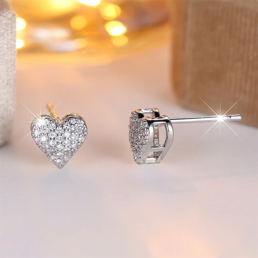 White Zircon Small Round Stone Love Heart Stud Earrings For Women Vintage Gold Silver Color Versatile Jewelry Wedding Party Gift