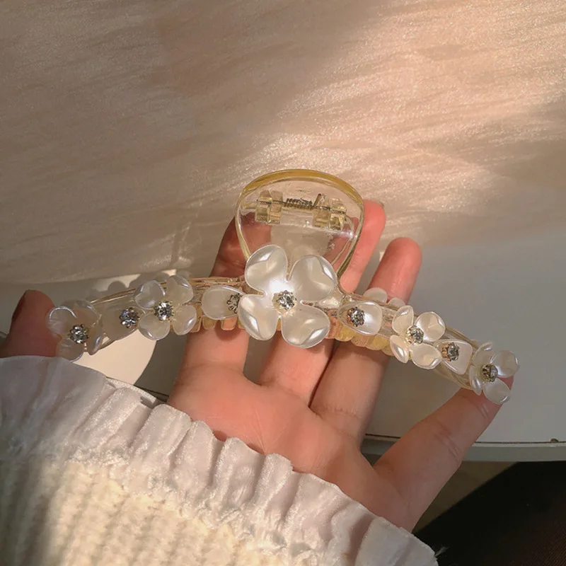 

Женский зажим для волос маленькая свежая заколка для волос в форме цветка с алмазным креплением зажим для волос тыльная сторона головы Акула заколка для волос женский головной Убор