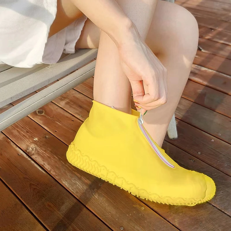 1 Pair Waterproof Reusable Folding Not-Slip Silicone Rain Shoe Covers Zipper Outdoor Protectors