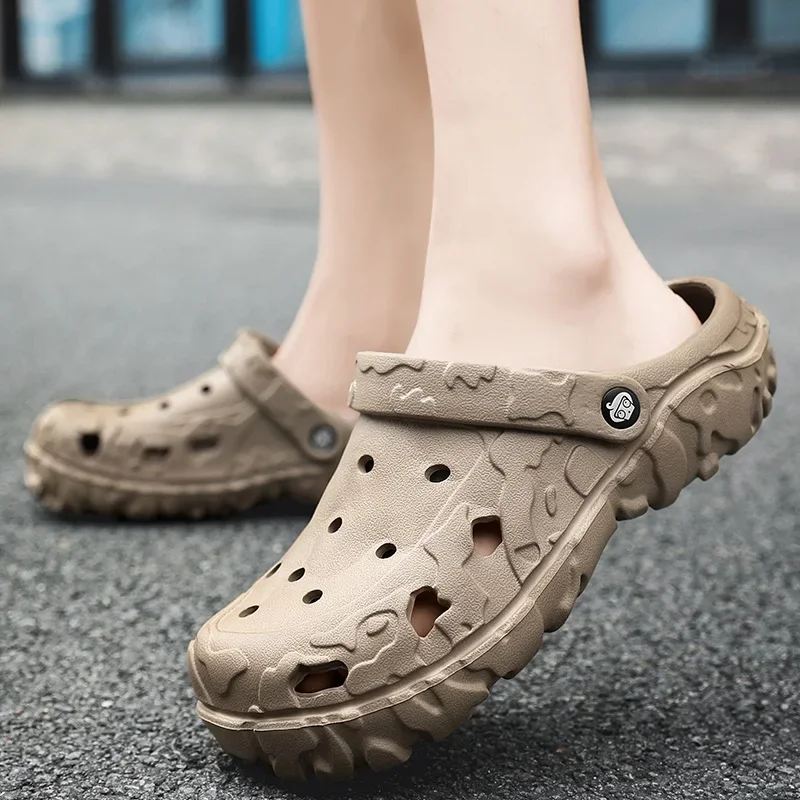 Summer Slippers Clogs Men Beach Outdoor Garden Casual Sandals Slip-On Breathable Slides