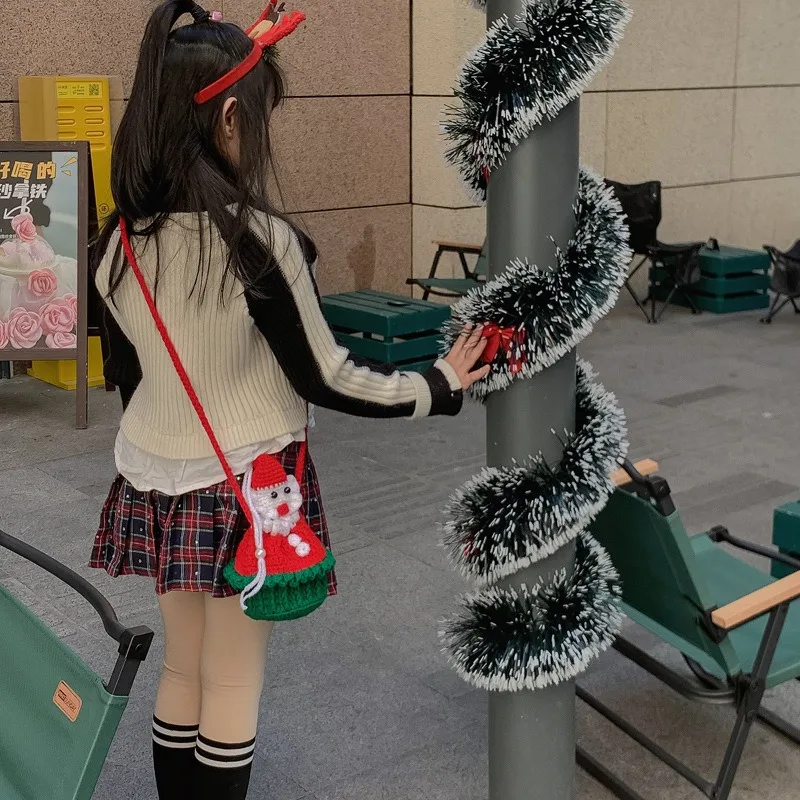 Bucket Bag Christmas Wool Crocheted Boys and Girls Cute Cartoon Small Mini Bag Candy Change Crossbody Storage Trend All-match