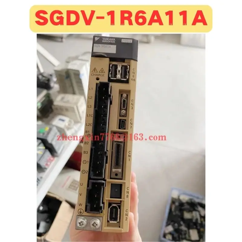 

SGDV-1R6A11A Б/у сервопривод флэш-памяти SGDV 1R6A11A Проверено нормально