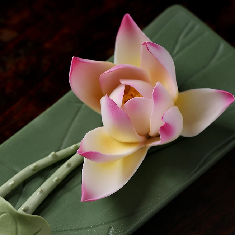 0023 Ceramic Handmade Lotus Incense Holder Zen Incense Burner Creative Design Room Decorations Birthday Gift Tray Base