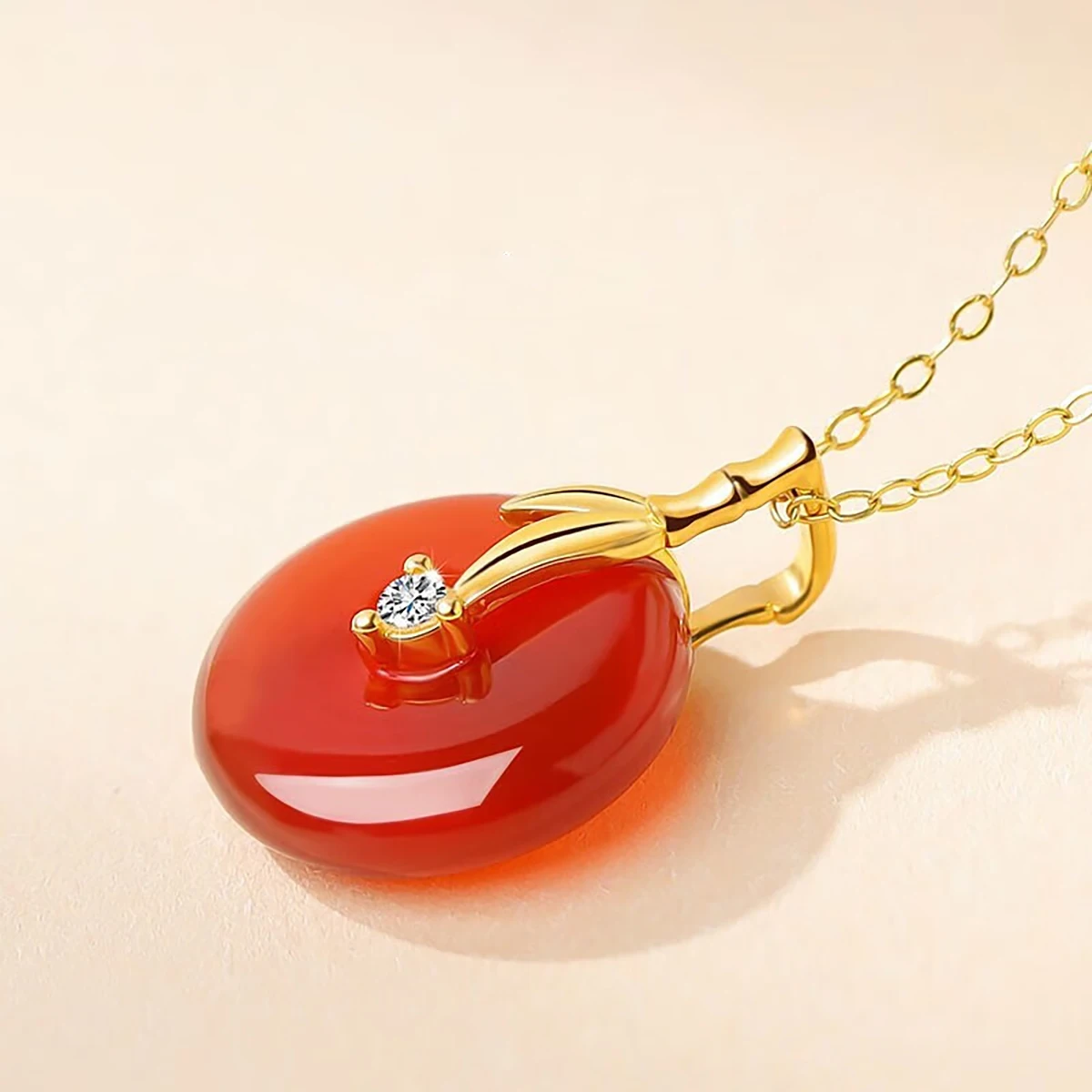 Peace Buckle Pendant 18K Gold Red Agate Pendant Rising Every Step of The Way Necklace with chain for Man Women Exquisite Jewelry