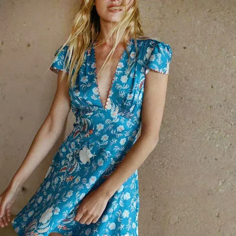 

2024 Summer Women Deep V-neck Scallop Small Fresh Printed Slim Dress New