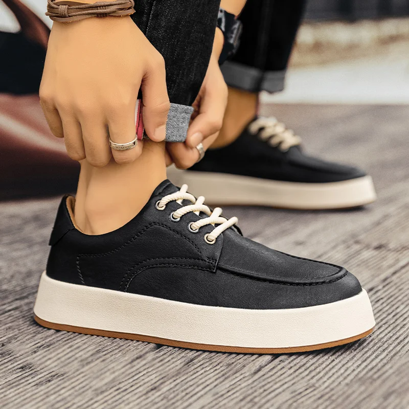 

Кроссовки мужские кожаные на платформе и массивном каблуке