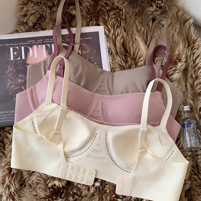 Ultra-Thin Seamless Bras for Women Lightweight Wireless Comfort Invisible T-Shirt Bra Everyday Wear Best Seller Unlined Lingerie 3