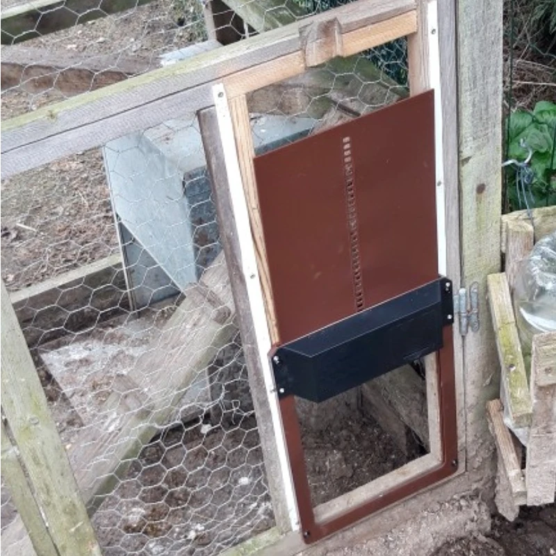 Automatic Chicken Coop Door Light-sensitive Automatic Chicken House Door High Quality And Practical Pets Dog Cages chicken coop door pet door