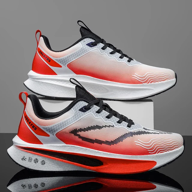 Unisex Ultra-Light Professional Marathon Running Shoes with Carbon Plate Shock Absorption Training Sneakers, Breathable Low-Top Design with Fluorescent Upper, Cushioning and Wear-Resistant Sole Suitable for All-Season Training, Gym, Track and Field, and Daily Sports Occasions, Minimalist Style