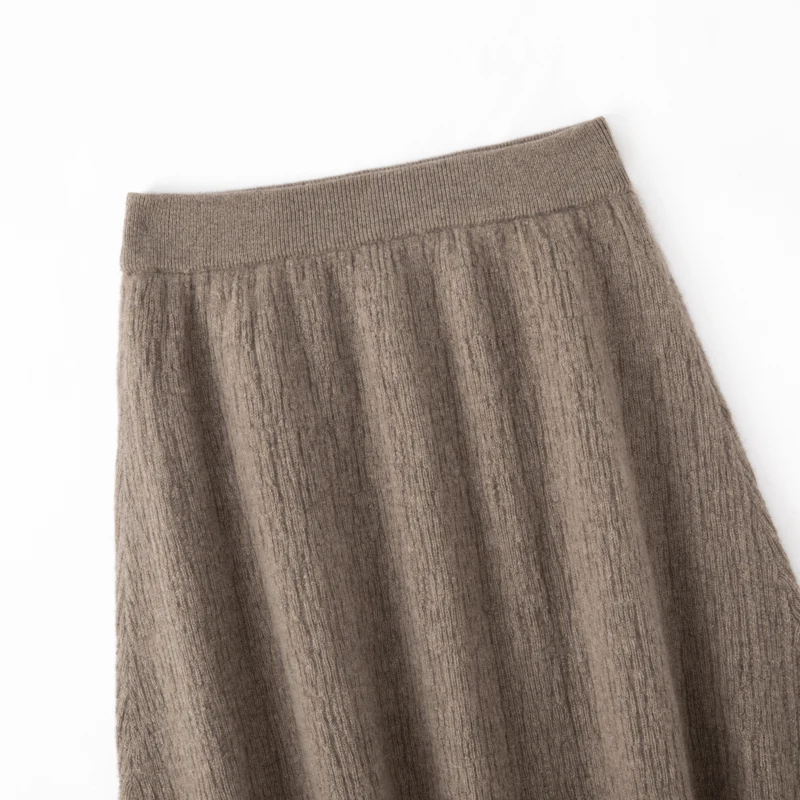 Cashmere Skirt Detail