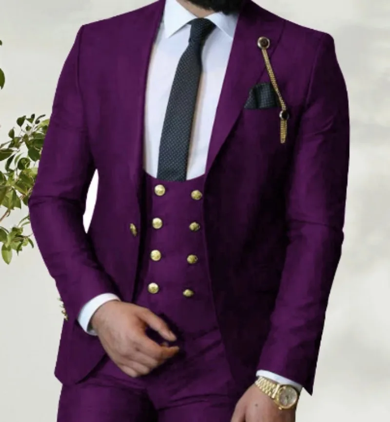 Рисунок 5 - Костюм для мужчин 2023 итальянский