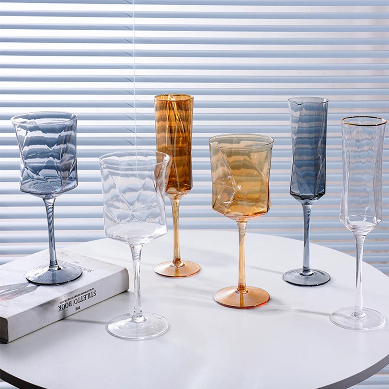 

Креативная стеклянная чашка с геометрическим рисунком, бокал для красного вина, бокал для шампанского в стиле Пномпень, Европейская простая домашняя разноцветная чашка для виски, посуда для напитков