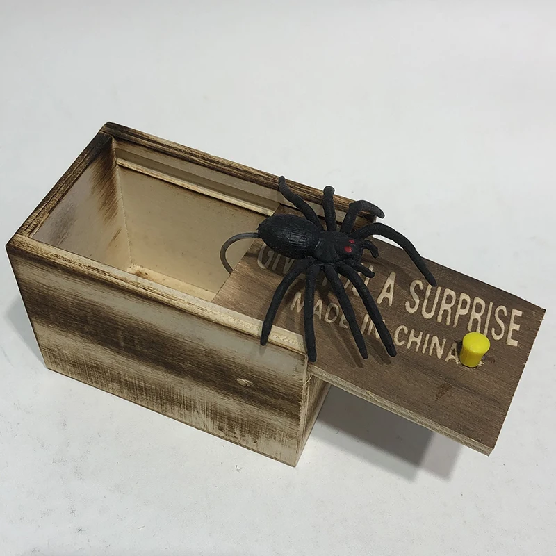 Funny Mischievous Toys Scare Wooden Box Prank Spider Hidden In Case Interesting Halloween Play Trick Joke Props Surprising