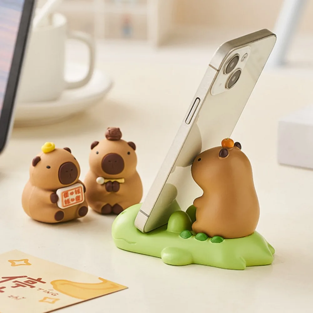 악어 Capybara 전화 홀더 장식 동물 인형 Capybara Mobole 전화 스탠드 크리 에이 티브 데스크 장식 Capybara 모델 장난감
