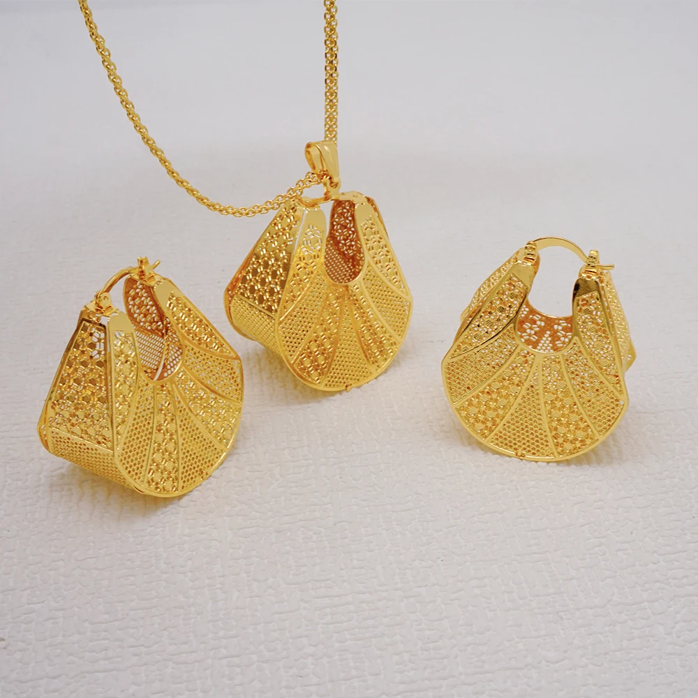 Jewelry Sets Hollow Irregular Gold Color Classic Earrings Pendent Necklace For Women New Design Wedding Party Gift