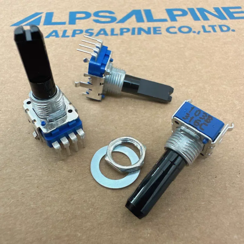 1pcs，Single loop rotary potentiometer，ALPS RK11 103B 4Pin，The shaft length is 22.5 mm，DJ mixer volume knob