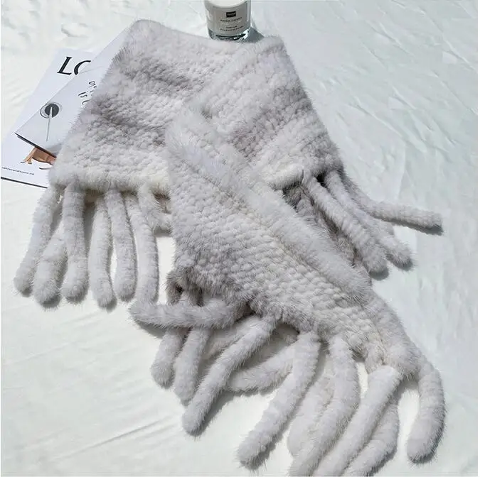 Echter Nerzfell-Schal für Damen, übergroßer gestrickter Dreiecksschal mit Fransen, warmer Winter-Luxus-Wickel – Detail 10