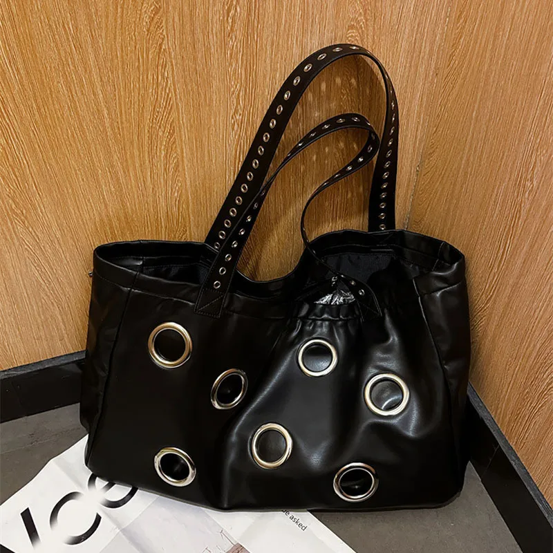 Fashion Rivet Bucket Bag Large Capacity Casual Tote Bag Textured Leather Women Handbag Luxury Designer Shoulder Bag